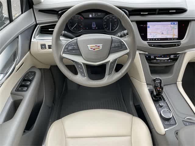 used 2023 Cadillac XT5 car, priced at $37,287