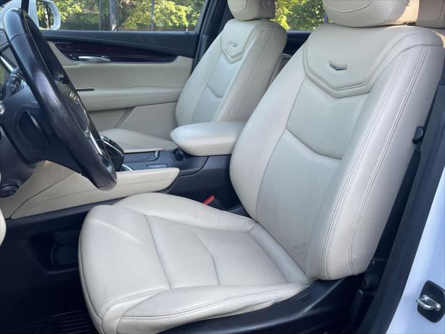 used 2018 Cadillac XT5 car, priced at $17,387