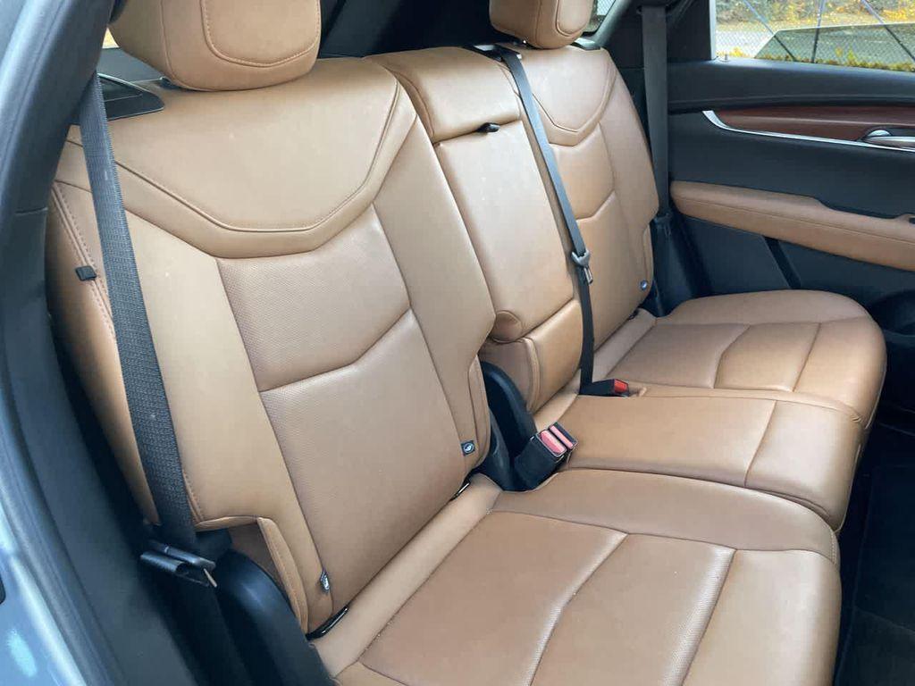 used 2023 Cadillac XT5 car, priced at $30,587