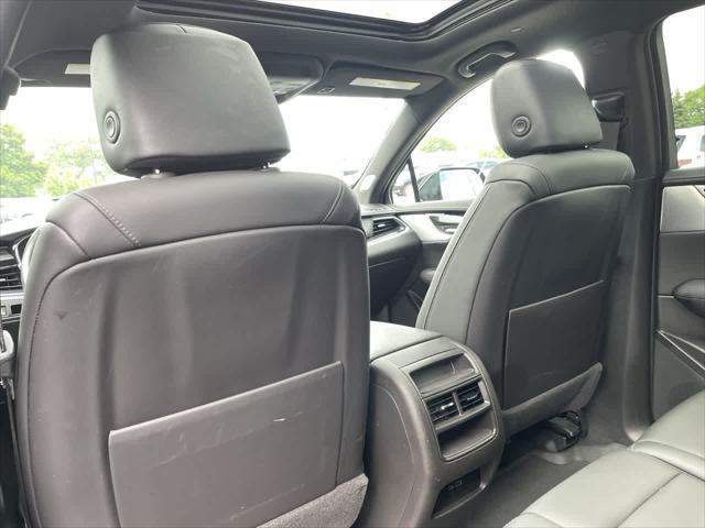used 2023 Cadillac XT5 car, priced at $33,587
