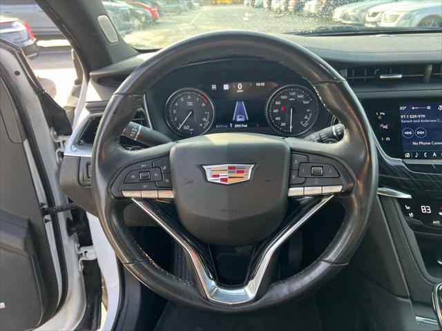 used 2023 Cadillac XT6 car, priced at $38,987