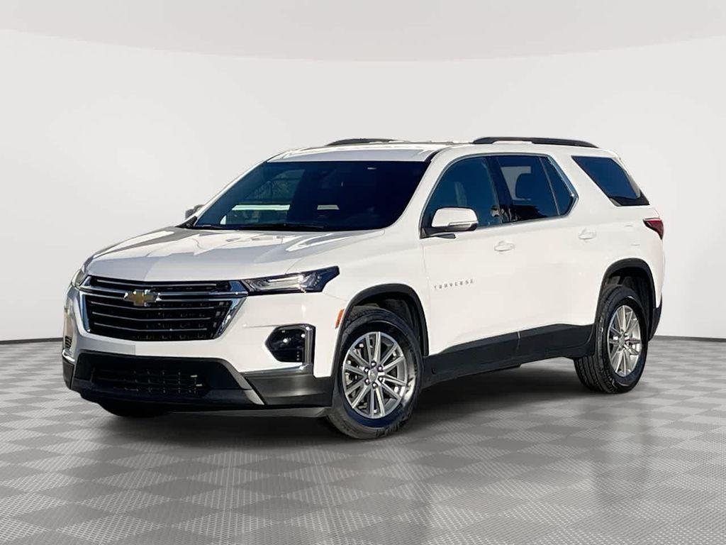 used 2023 Chevrolet Traverse car, priced at $31,487