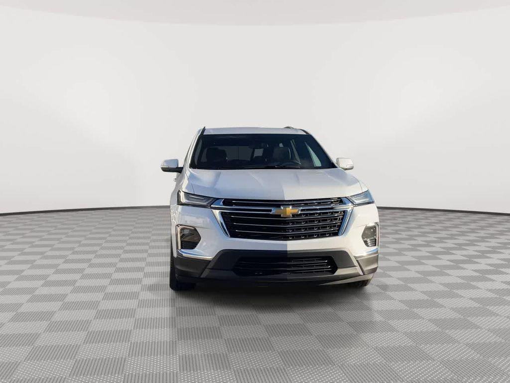 used 2023 Chevrolet Traverse car, priced at $31,487
