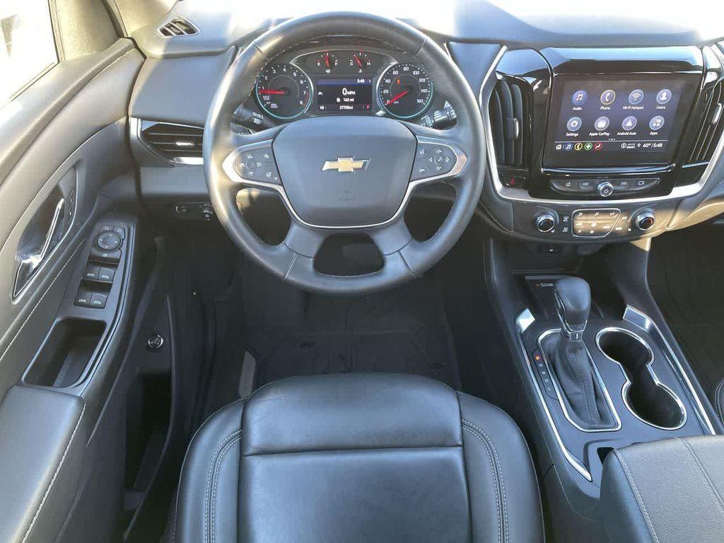 used 2023 Chevrolet Traverse car, priced at $31,487
