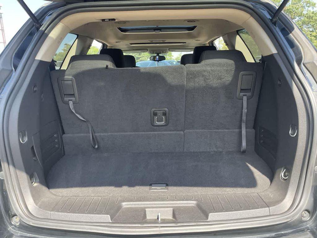 used 2016 Chevrolet Traverse car, priced at $3,987