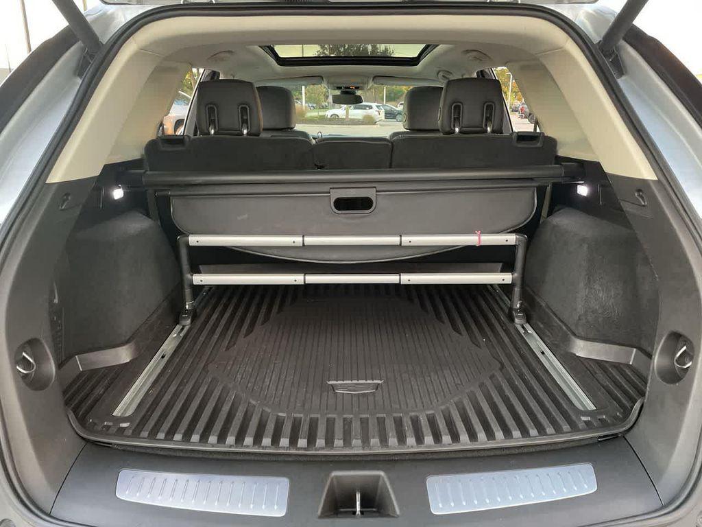 used 2019 Cadillac XT5 car, priced at $21,987