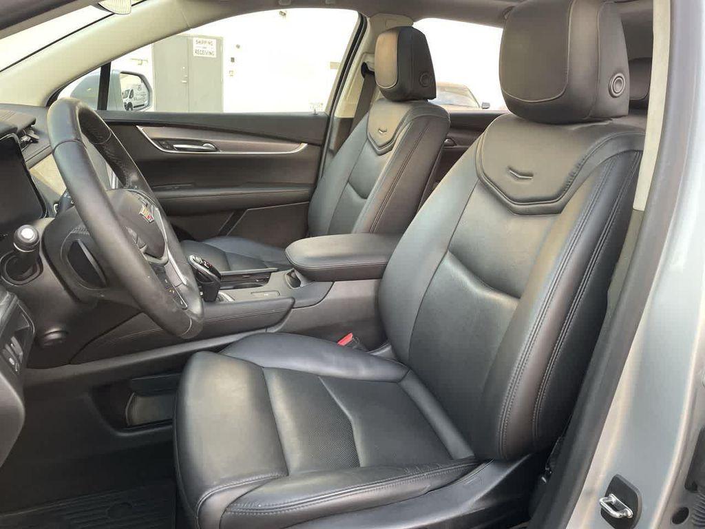 used 2019 Cadillac XT5 car, priced at $21,987
