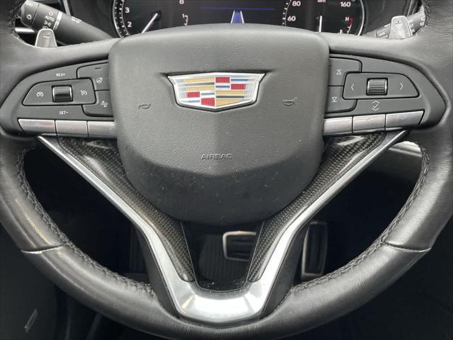 used 2022 Cadillac XT6 car, priced at $37,887