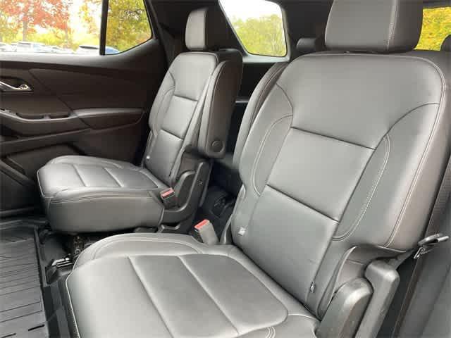 used 2023 Chevrolet Traverse car, priced at $32,187