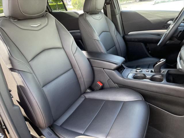 used 2022 Cadillac XT4 car, priced at $28,487