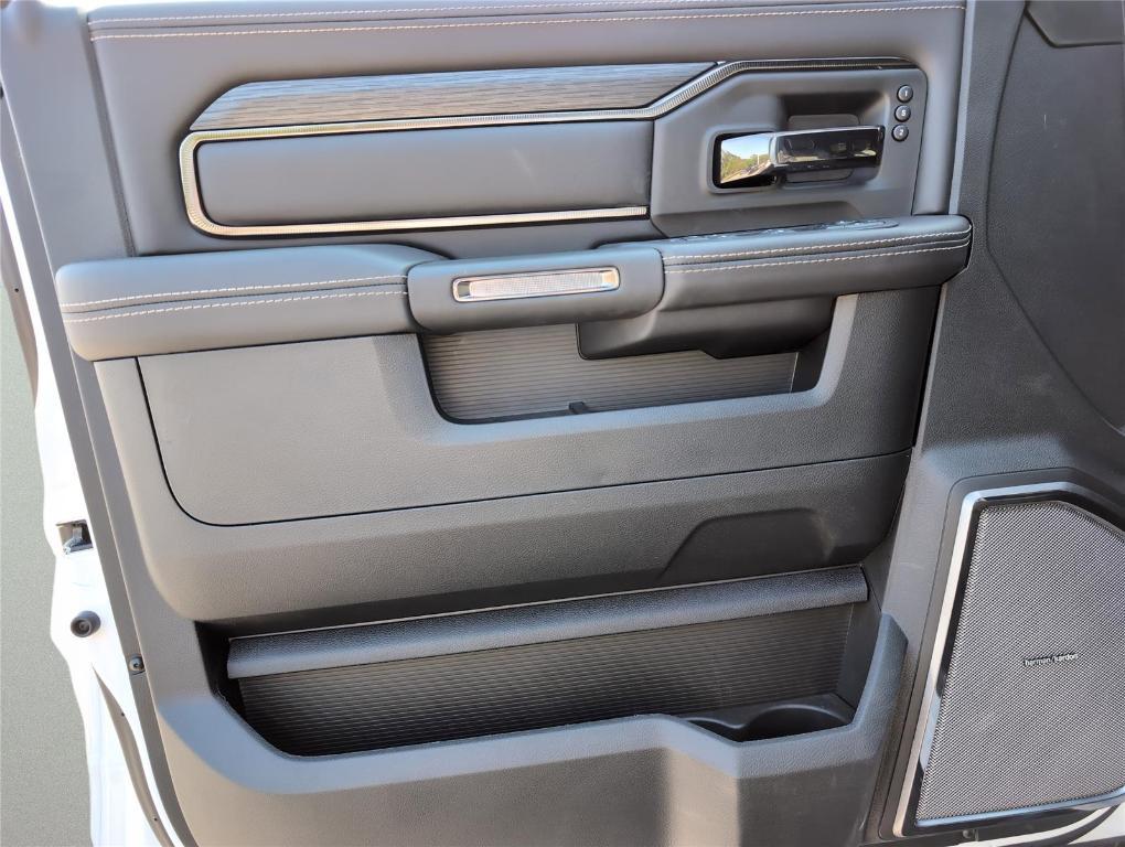 new 2025 Ram 2500 car, priced at $81,506