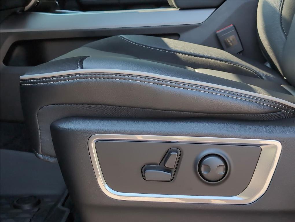 new 2026 Ram 1500 car, priced at $61,653