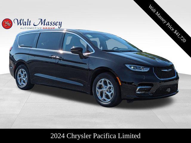 new 2024 Chrysler Pacifica car, priced at $41,720