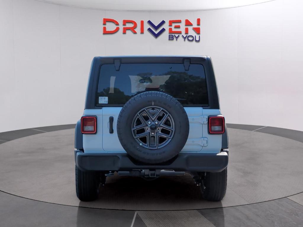 new 2025 Jeep Wrangler car, priced at $39,829