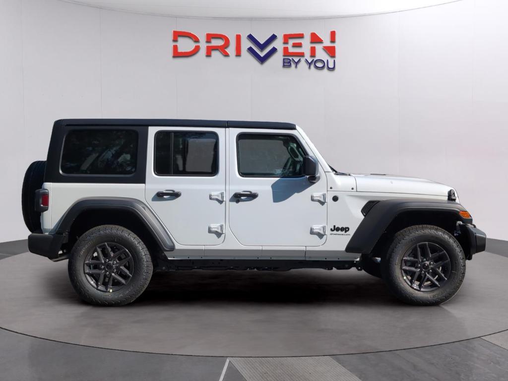 new 2025 Jeep Wrangler car, priced at $39,829
