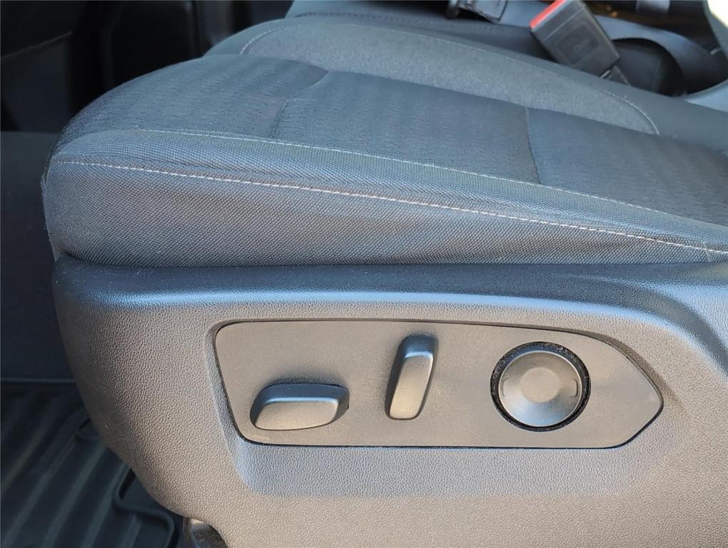 used 2023 Chevrolet Silverado 1500 car, priced at $30,913