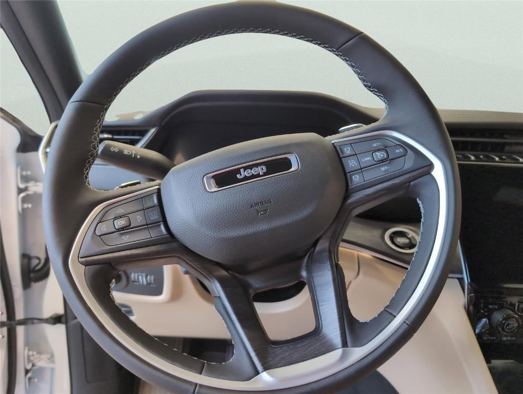 new 2025 Jeep Grand Cherokee L car, priced at $50,343