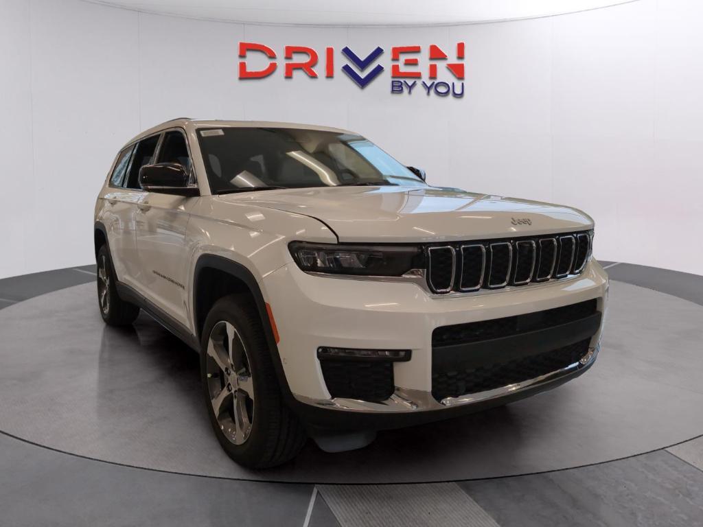 new 2025 Jeep Grand Cherokee L car, priced at $50,343