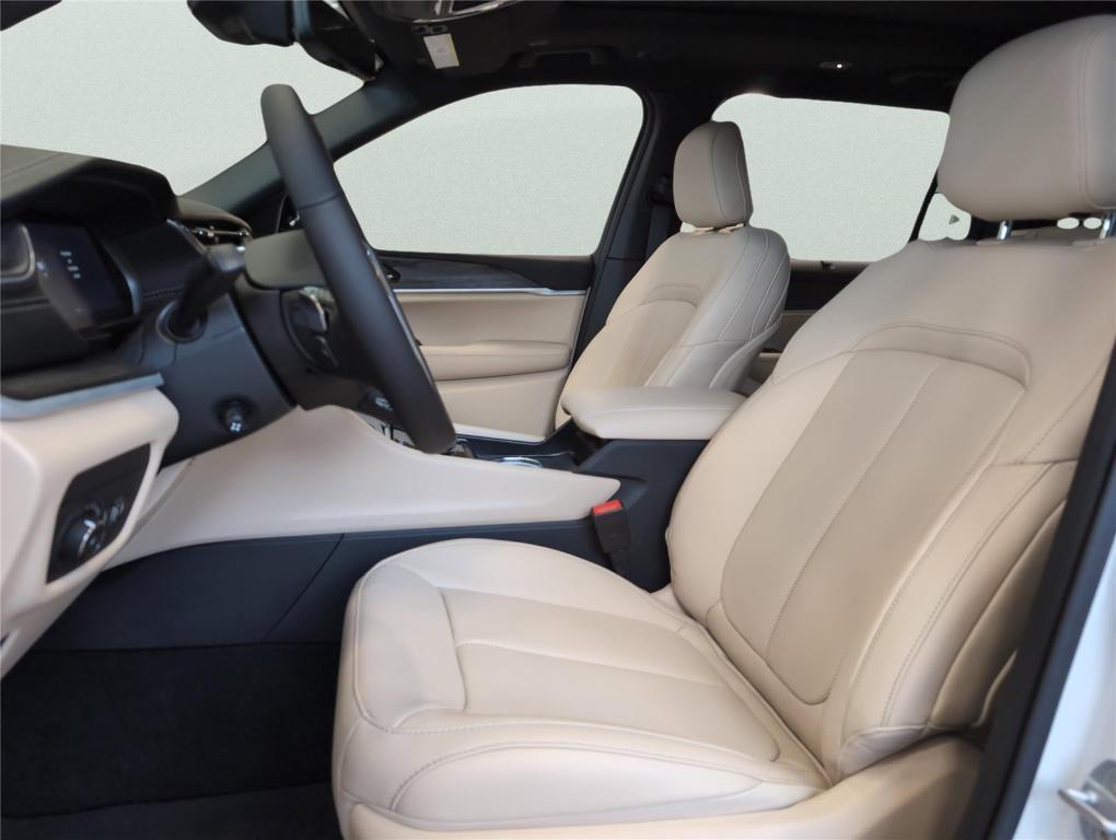 new 2025 Jeep Grand Cherokee L car, priced at $50,343