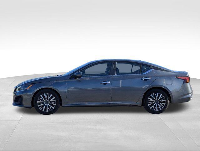 used 2023 Nissan Altima car, priced at $18,987