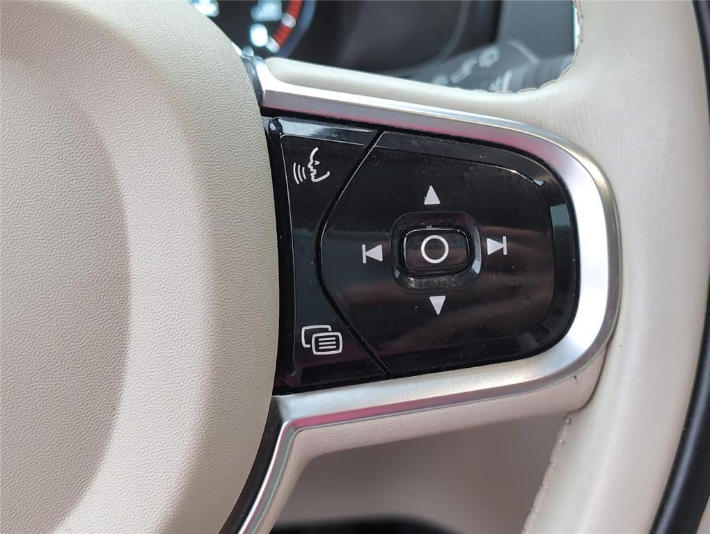 used 2016 Volvo XC90 car, priced at $14,799