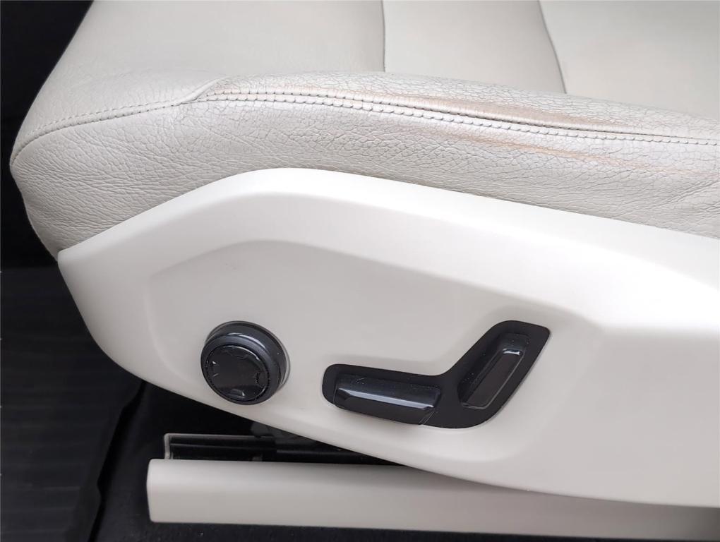 used 2016 Volvo XC90 car, priced at $14,799