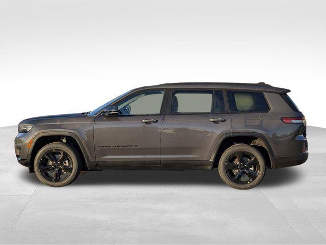 new 2025 Jeep Grand Cherokee L car, priced at $44,670