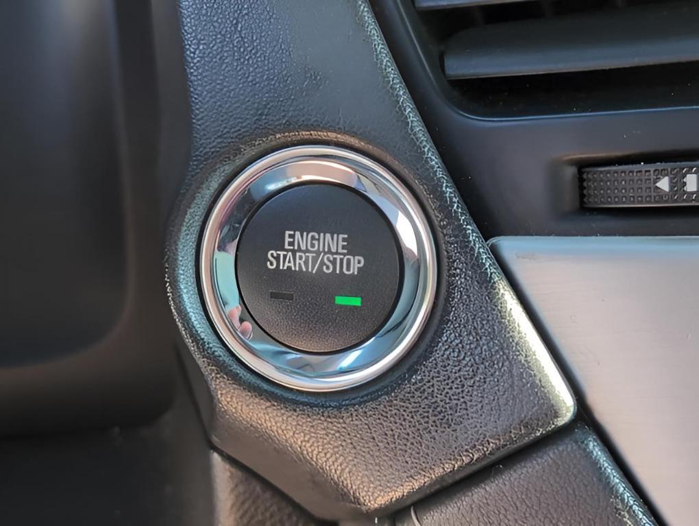 used 2019 GMC Yukon car, priced at $27,799