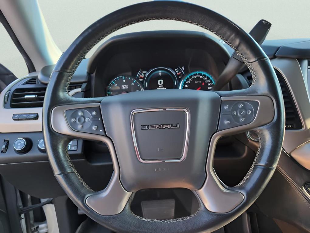 used 2019 GMC Yukon car, priced at $27,799