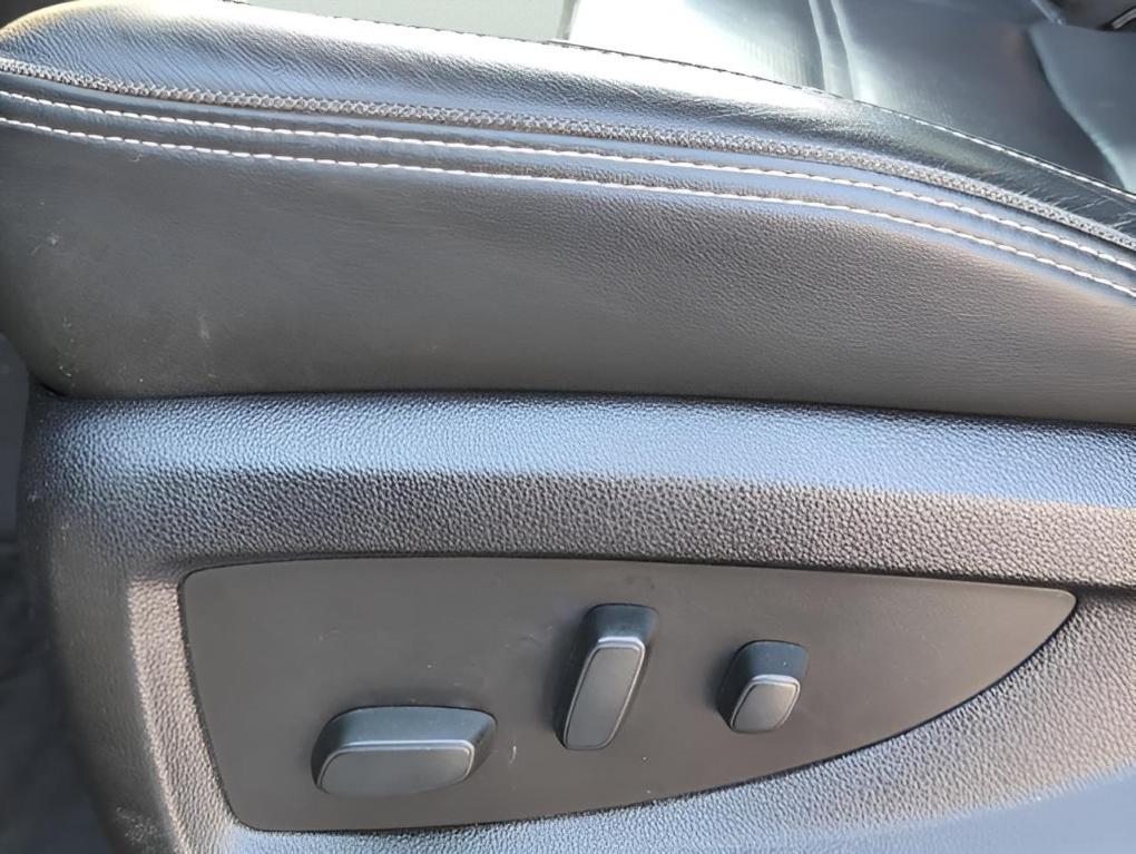 used 2019 GMC Yukon car, priced at $27,799