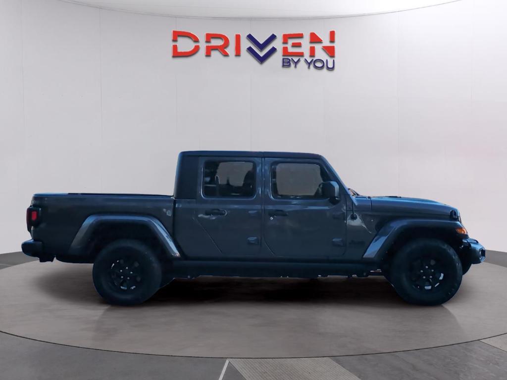 used 2021 Jeep Gladiator car, priced at $27,899