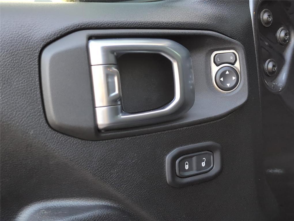 used 2021 Jeep Gladiator car, priced at $27,899