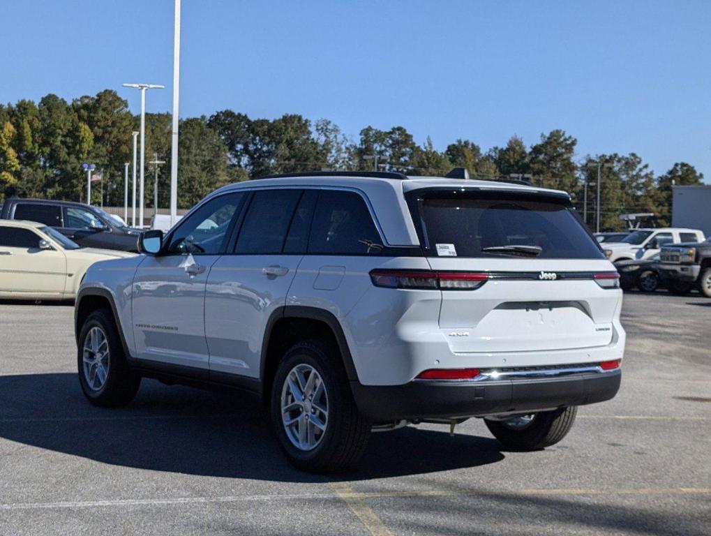 new 2025 Jeep Grand Cherokee L car, priced at $39,423