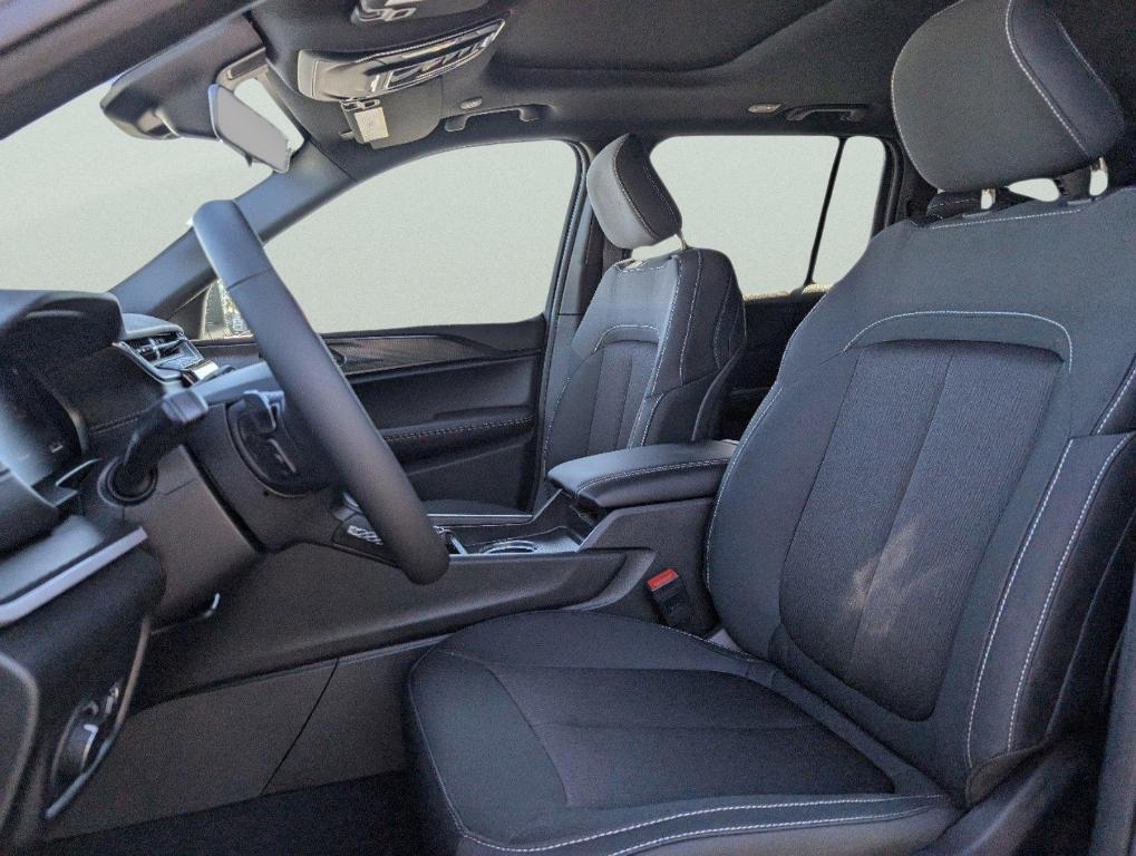 new 2025 Jeep Grand Cherokee L car, priced at $43,423