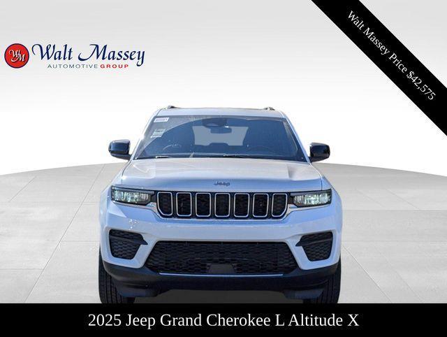 new 2025 Jeep Grand Cherokee L car, priced at $47,075