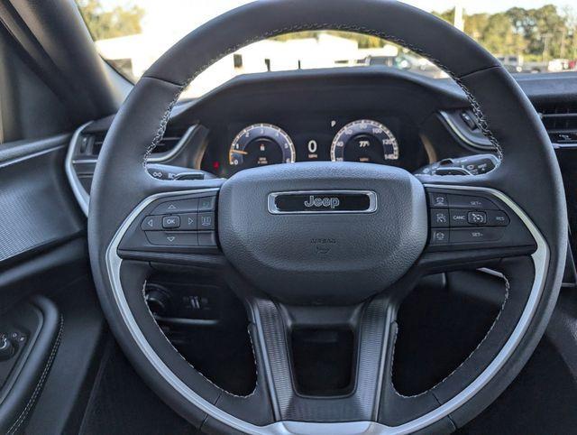 new 2025 Jeep Grand Cherokee L car, priced at $42,170