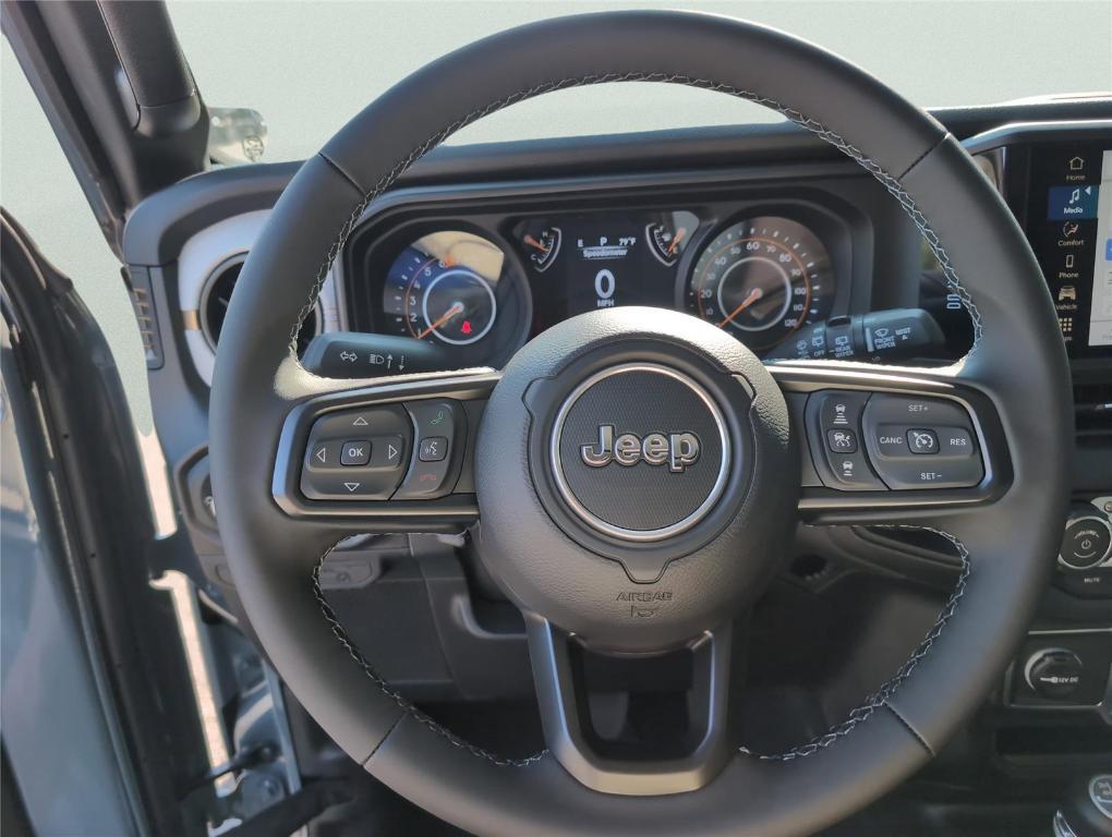 new 2025 Jeep Wrangler car, priced at $38,347
