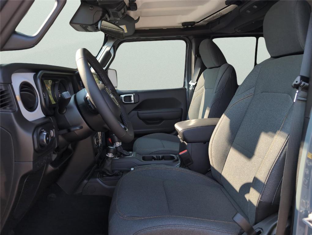 new 2025 Jeep Wrangler car, priced at $38,347