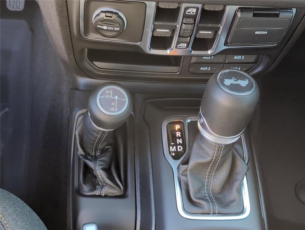 new 2025 Jeep Wrangler car, priced at $38,347