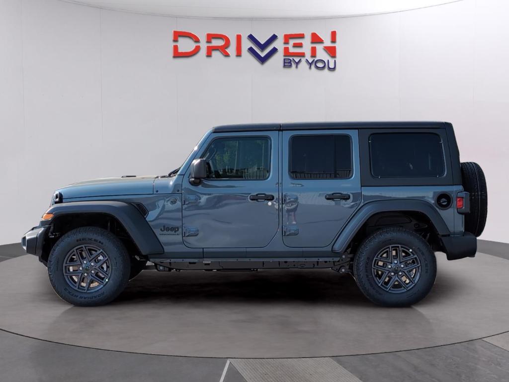 new 2025 Jeep Wrangler car, priced at $38,347