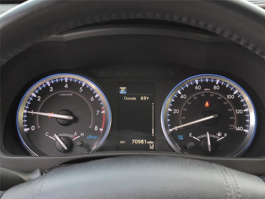 used 2019 Toyota Highlander car, priced at $23,799