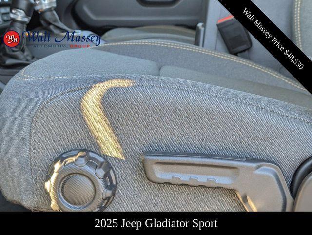 new 2025 Jeep Gladiator car, priced at $48,530