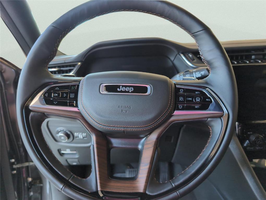 new 2025 Jeep Grand Cherokee L car, priced at $61,248