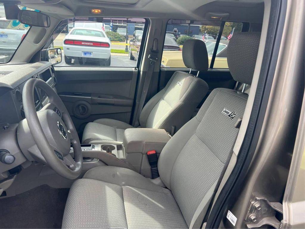 used 2006 Jeep Commander car, priced at $5,990