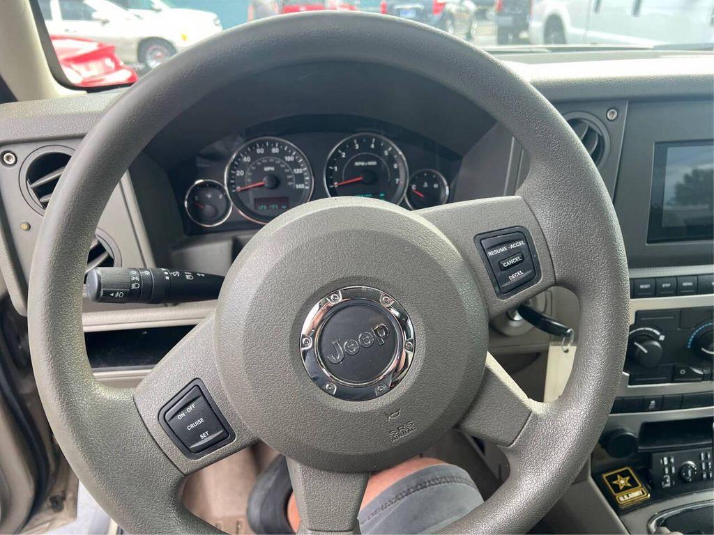 used 2006 Jeep Commander car, priced at $5,990