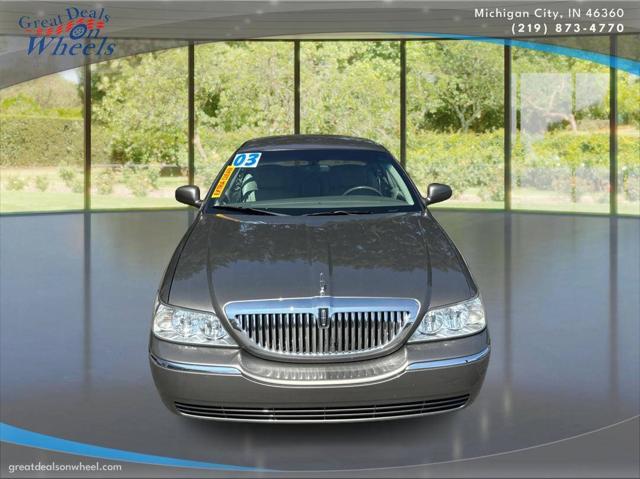 used 2003 Lincoln Town Car car, priced at $6,490