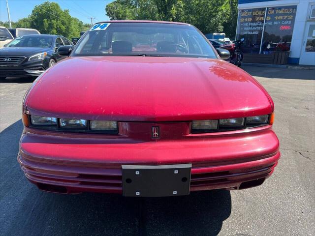 used 1994 Oldsmobile Cutlass Supreme car, priced at $5,900