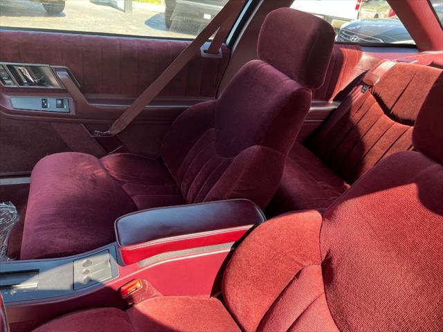 used 1994 Oldsmobile Cutlass Supreme car, priced at $7,900