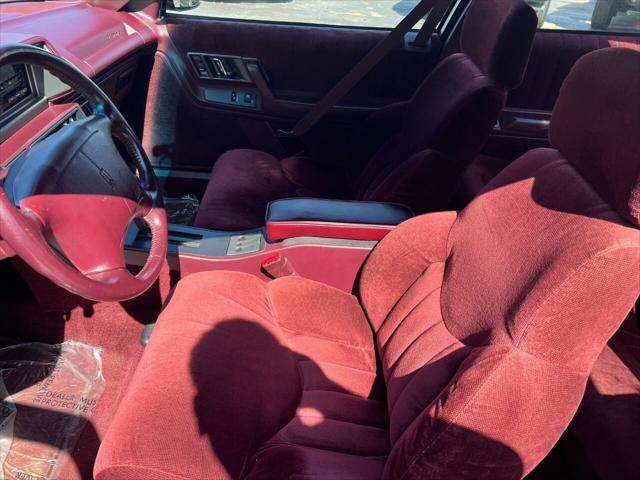 used 1994 Oldsmobile Cutlass Supreme car, priced at $7,900