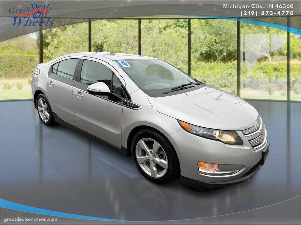 used 2014 Chevrolet Volt car, priced at $9,900